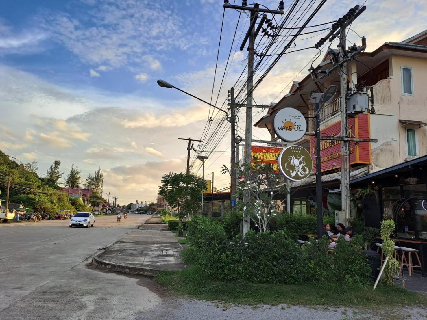 Wake Up @Lanta Hotel : Cafe Ko Lanta Eksteriør bilde